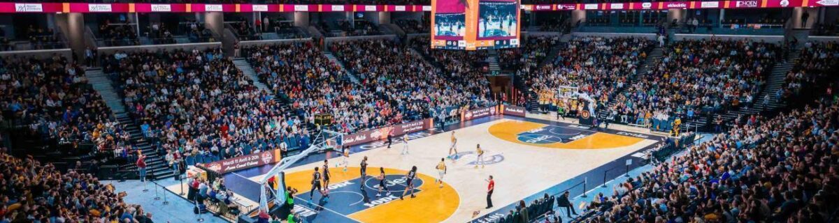 Orléans Loiret Basket vs Pau-Lacq-Orthez