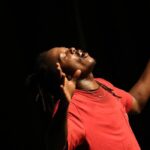 Échauffement public avec Yves Mwamba